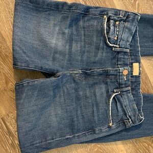 **MOTHER DENIM**